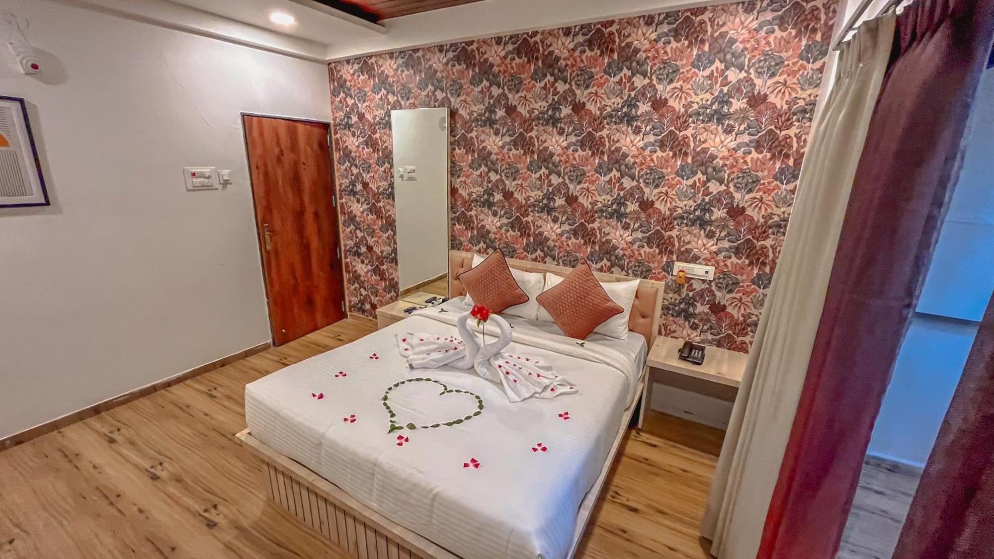 Regenta Bharti Amusement & Adventure Resort Pune, Urulikanchan Uruli Kanchan Ngoại thất bức ảnh