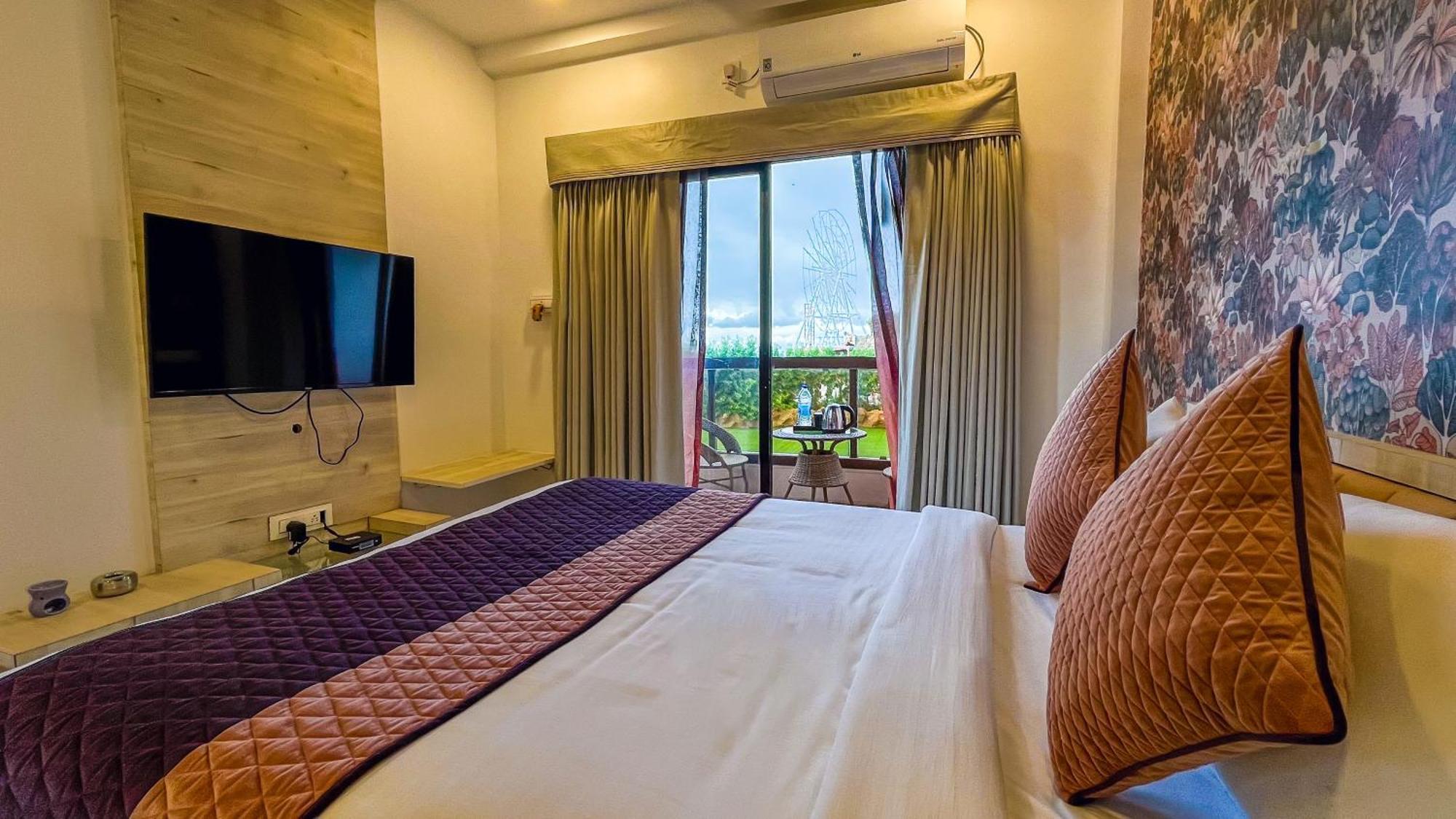 Regenta Bharti Amusement & Adventure Resort Pune, Urulikanchan Uruli Kanchan Ngoại thất bức ảnh